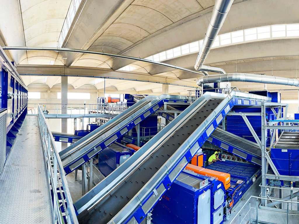 Photo_03_EcoGeRi_Recycling_plant_built_by_STADLER