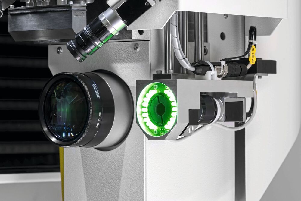 Automatic calibration unit for the Vision Laser