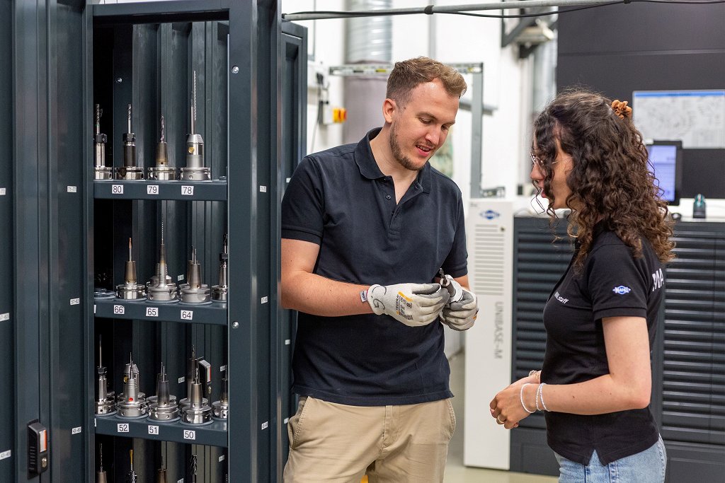 04_Komplettes Serviceangebot_Bild 2