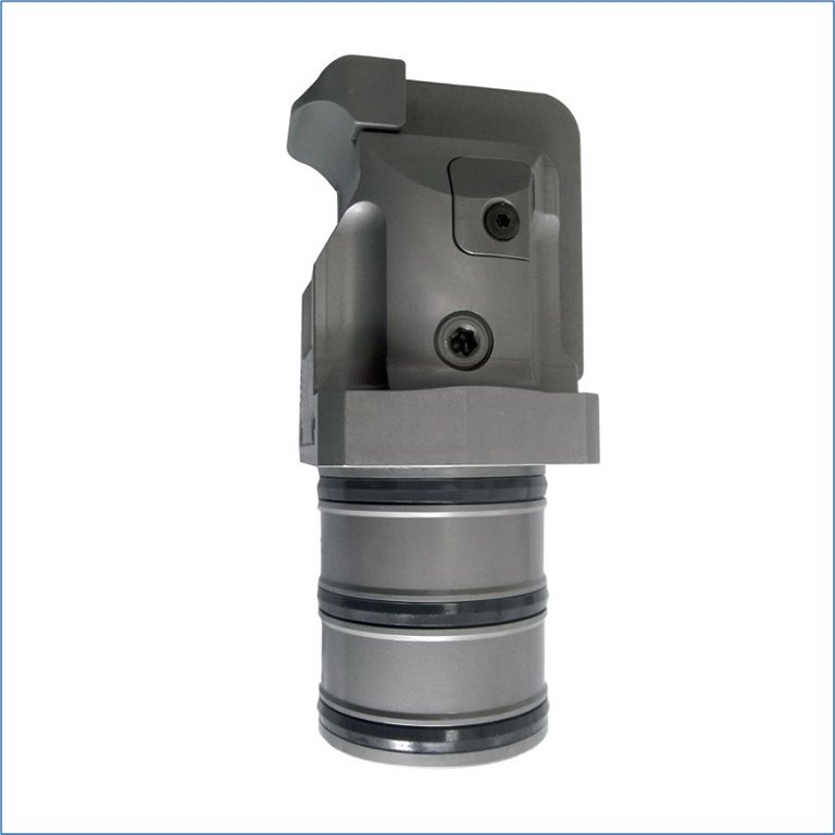 The new compact hydraulic clamp with horizontal stroke developed by ROEMHELD enables direct clamping in the smallest closed pockets, grooves and recesses for the first time (photo- ROEMHELD).