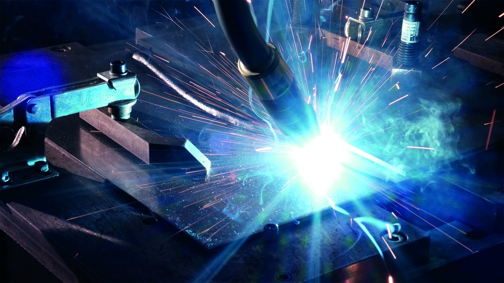 Lichtbogenschweissen-Sensorik-Lessmueller-Lasertechnik-300dpi