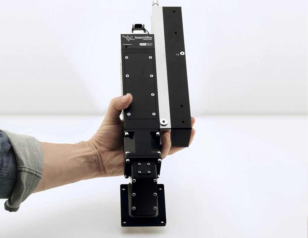 OCT-250-stand-alone-Laser-Schweiss-Sensorik-Lessmueller-Lasertechnik-300dpi-1-scaled